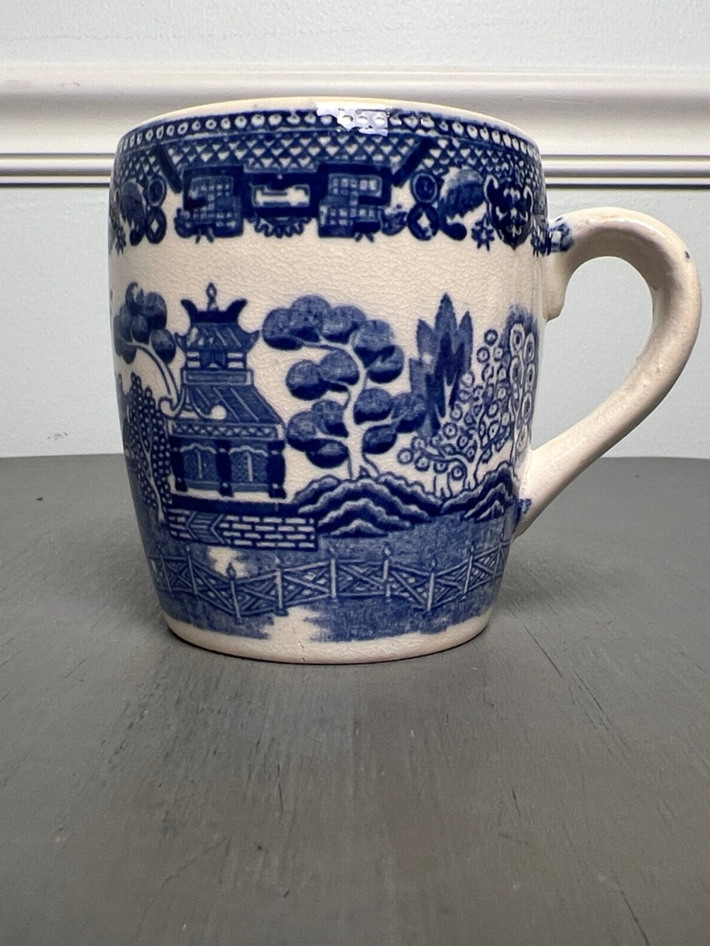 Antique King imports, Japan Blue and White Willow-Style Ceramic Coffee Mug